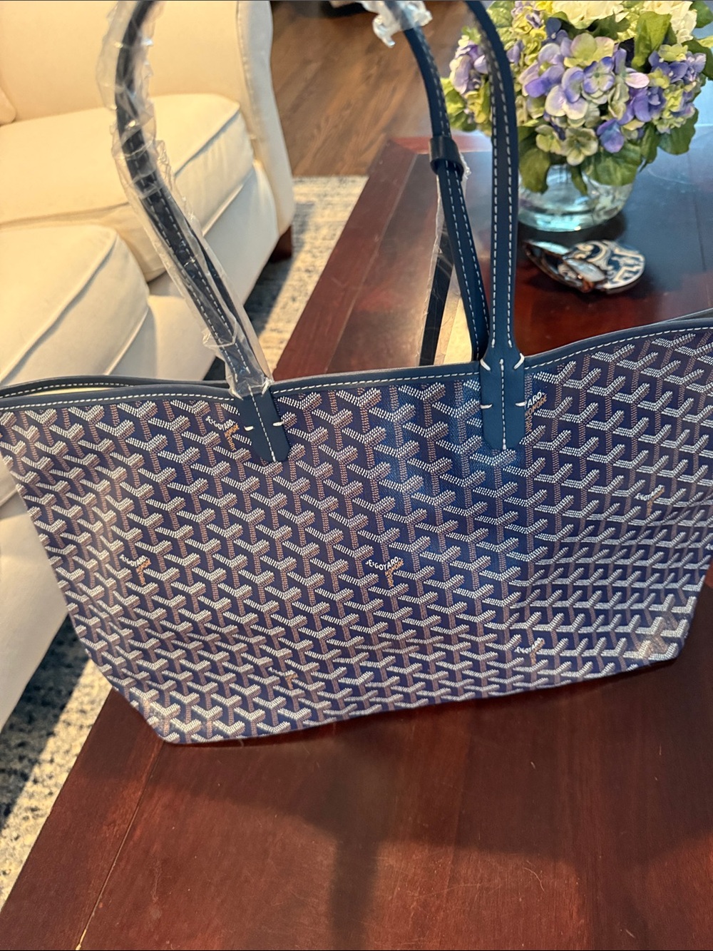 Navy Blue St. Louis  looking Tote - Picture 5 of 6